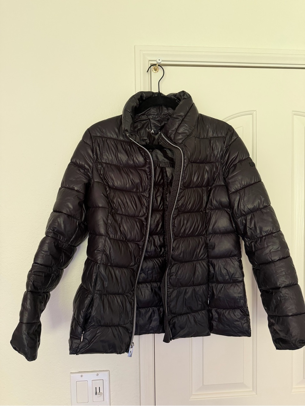 Via Spiga Black Quilted Packable Puffer Jacket